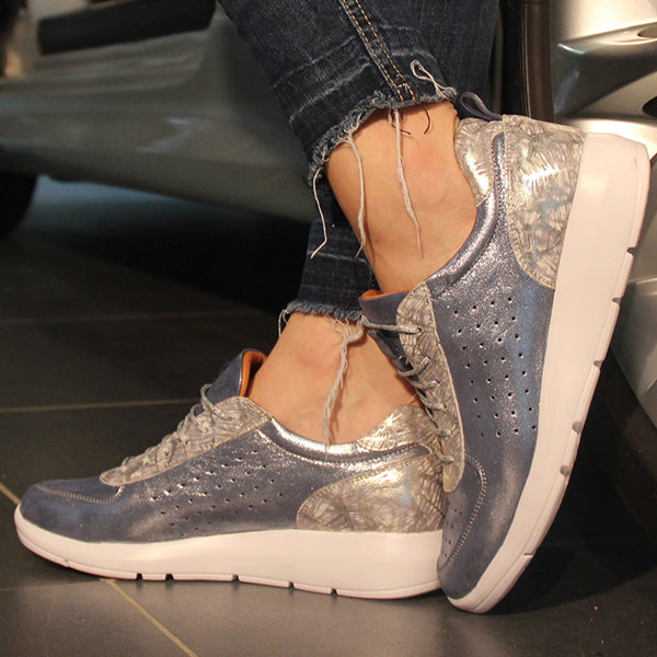 Corashoes Fashion Shiny Leather Platform Sneakers