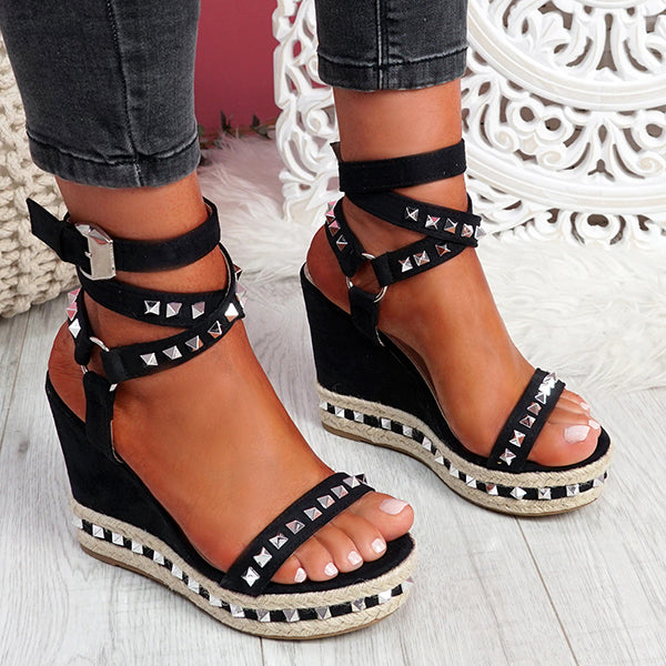 Corashoes Daily Numy Wedge Rock Studs Sandals