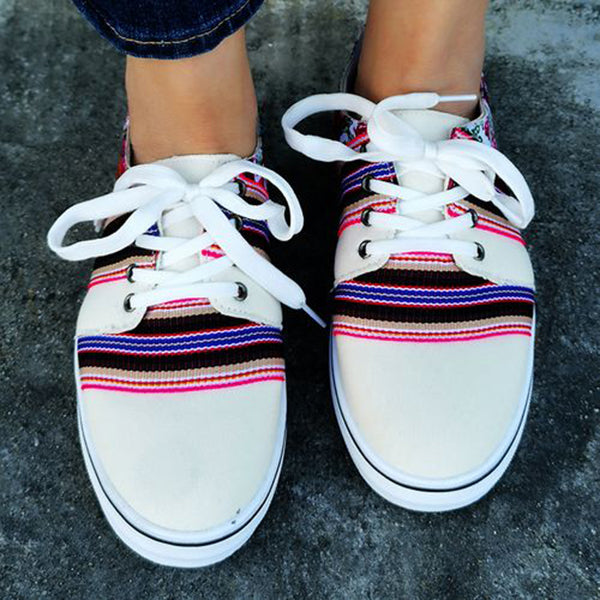Corashoes Lace-Up Closed Toe Canvas Sneakers